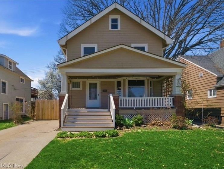 2084 Olive Avenue Lakewood OH 44107