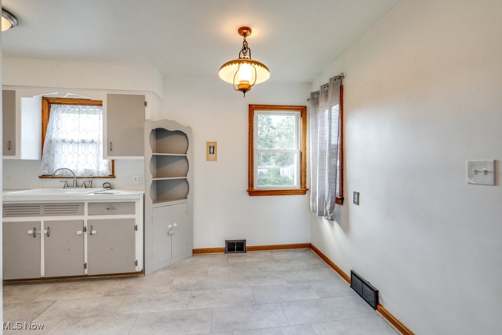 538 Melcher Avenue Akron OH 44319