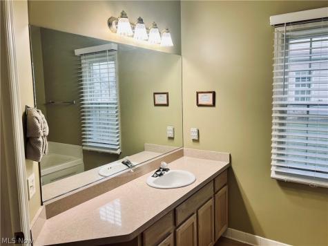 4261 Lake Harbour Way NW Avon OH 44011