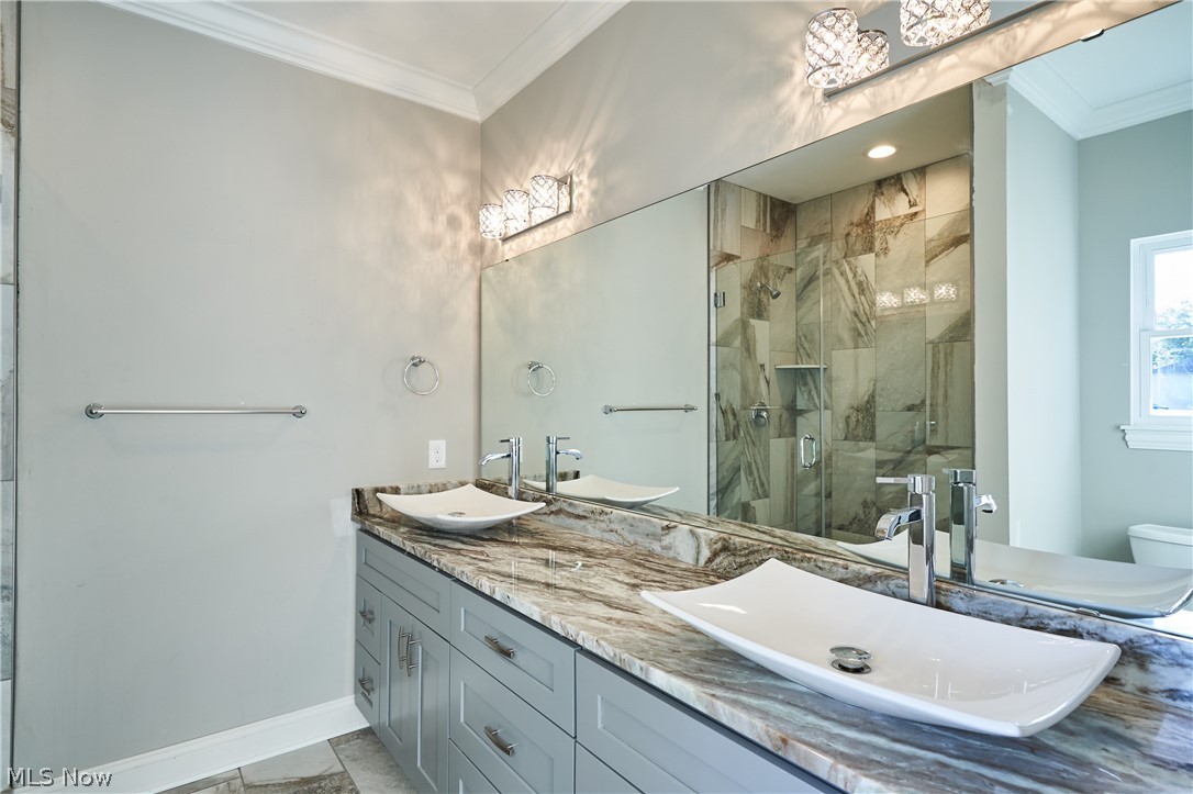 6536 Wilson Mills Road Mayfield Village OH 44143
