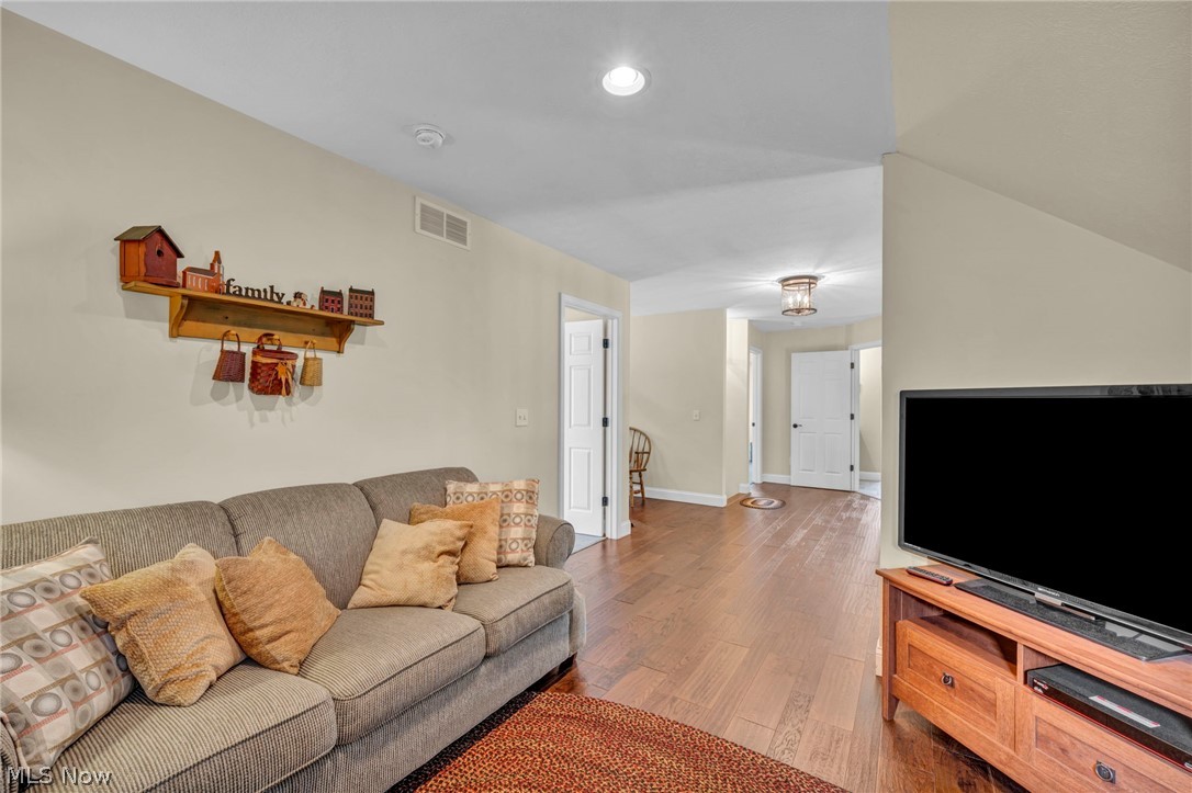 32181 Westward Way Lisbon OH 44432