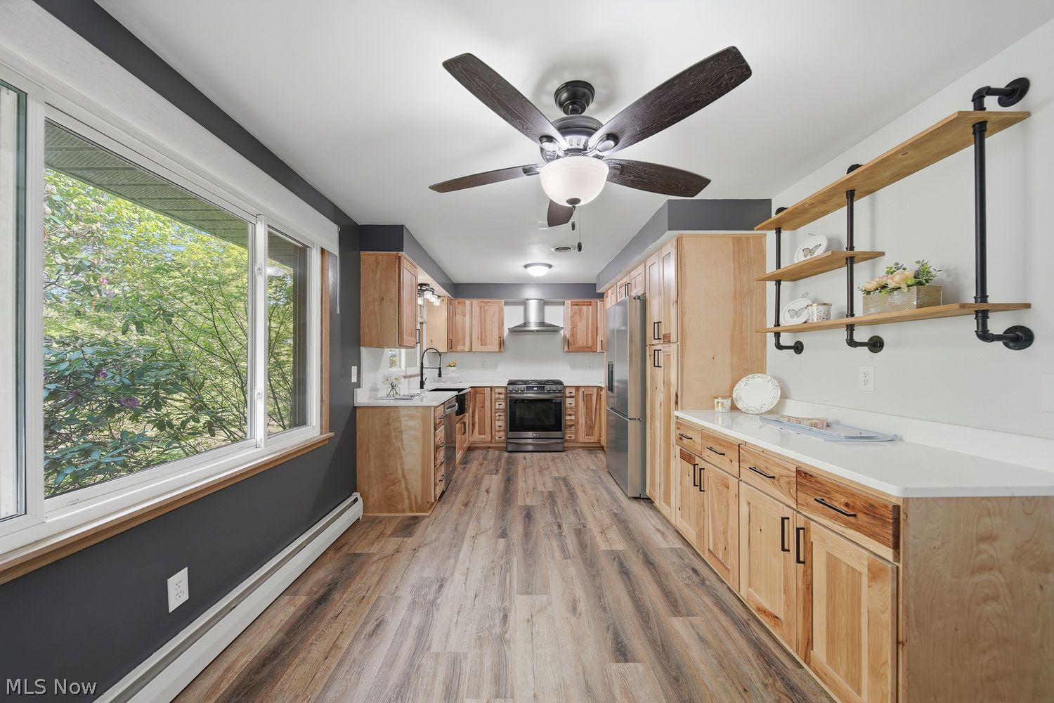 4385 Parkdale Avenue NW Canton OH 44718