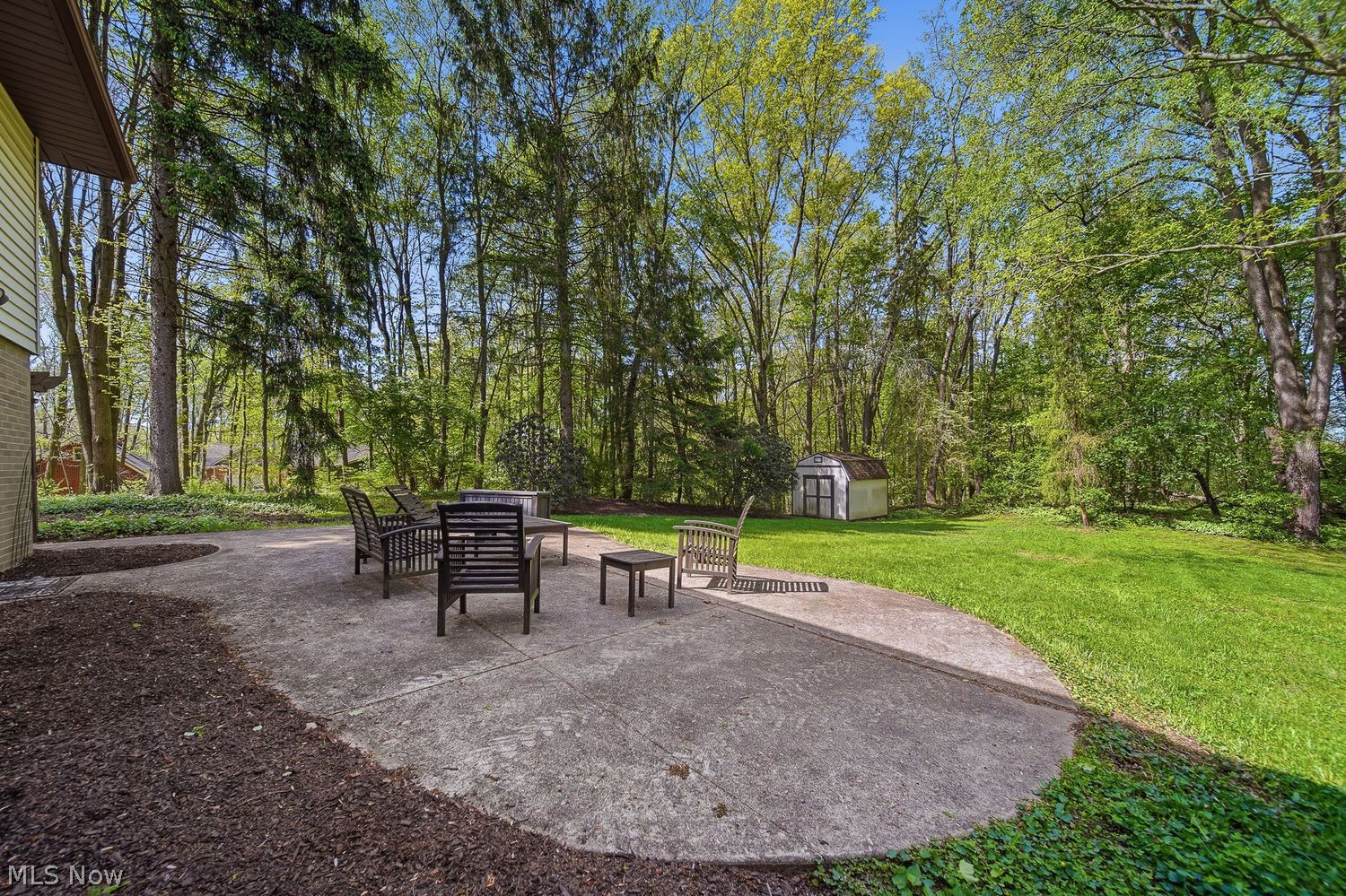 4385 Parkdale Avenue NW Canton OH 44718