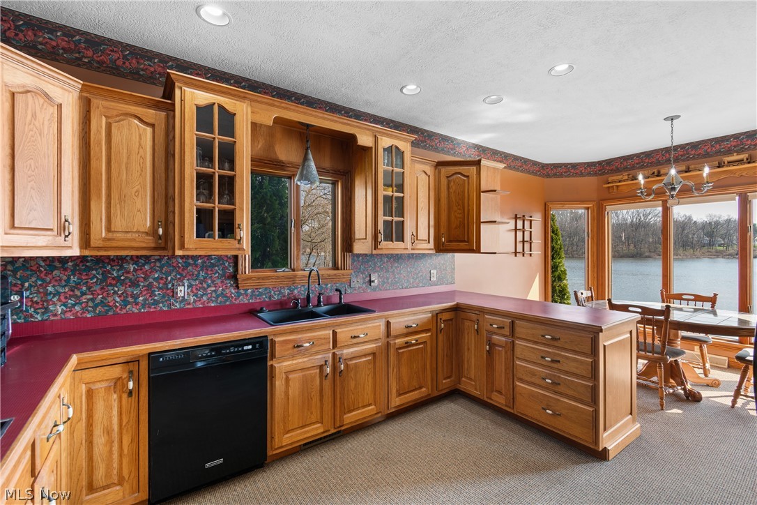 528 Roxbury Avenue NW Massillon OH 44646