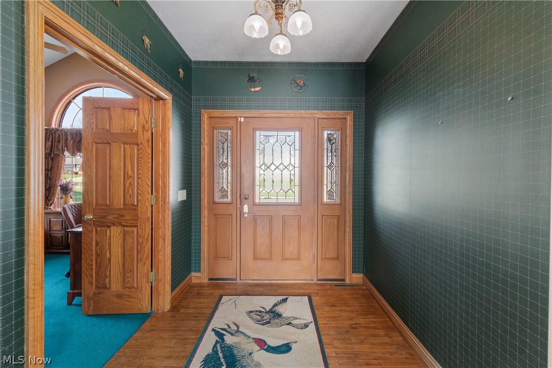 528 Roxbury Avenue NW Massillon OH 44646