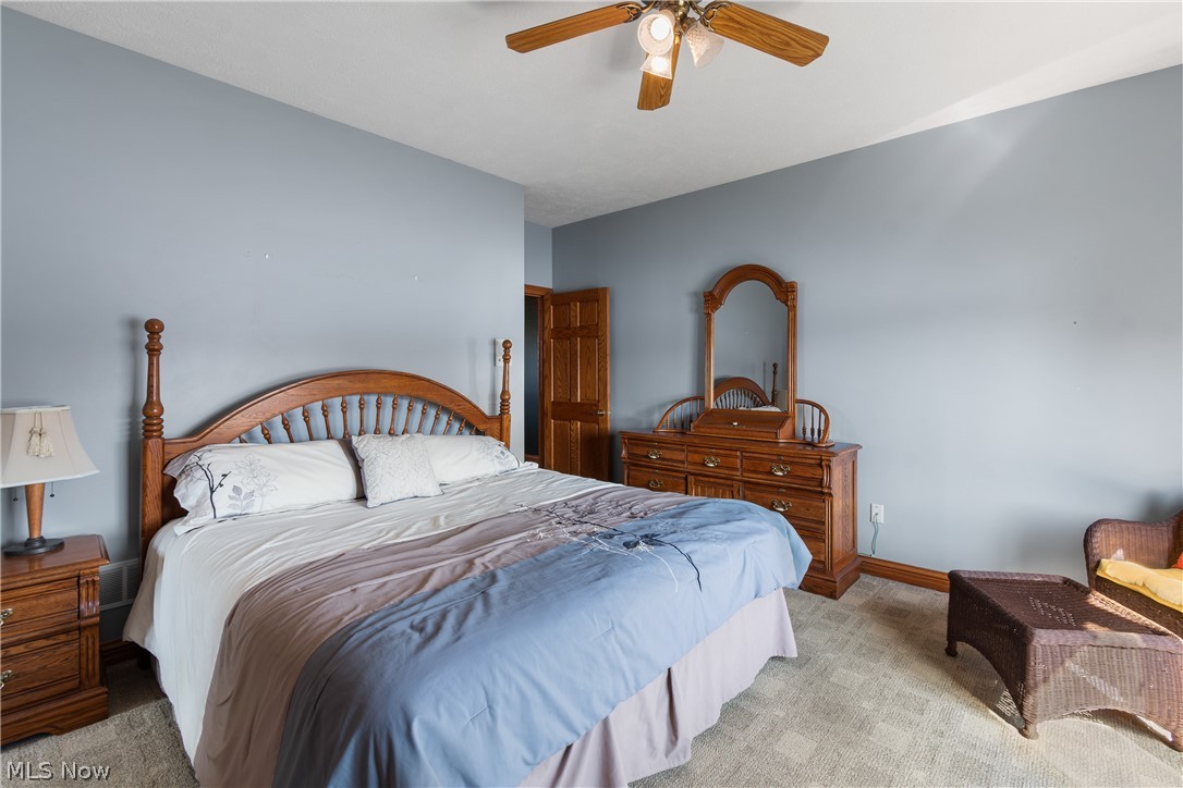528 Roxbury Avenue NW Massillon OH 44646