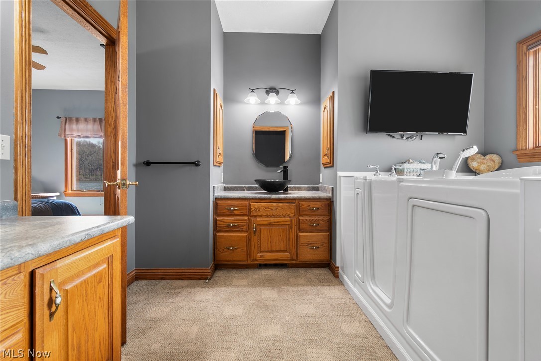528 Roxbury Avenue NW Massillon OH 44646