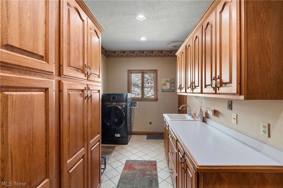 528 Roxbury Avenue NW Massillon OH 44646