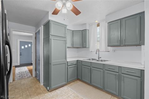 429 Werstler Avenue NW North Canton OH 44720
