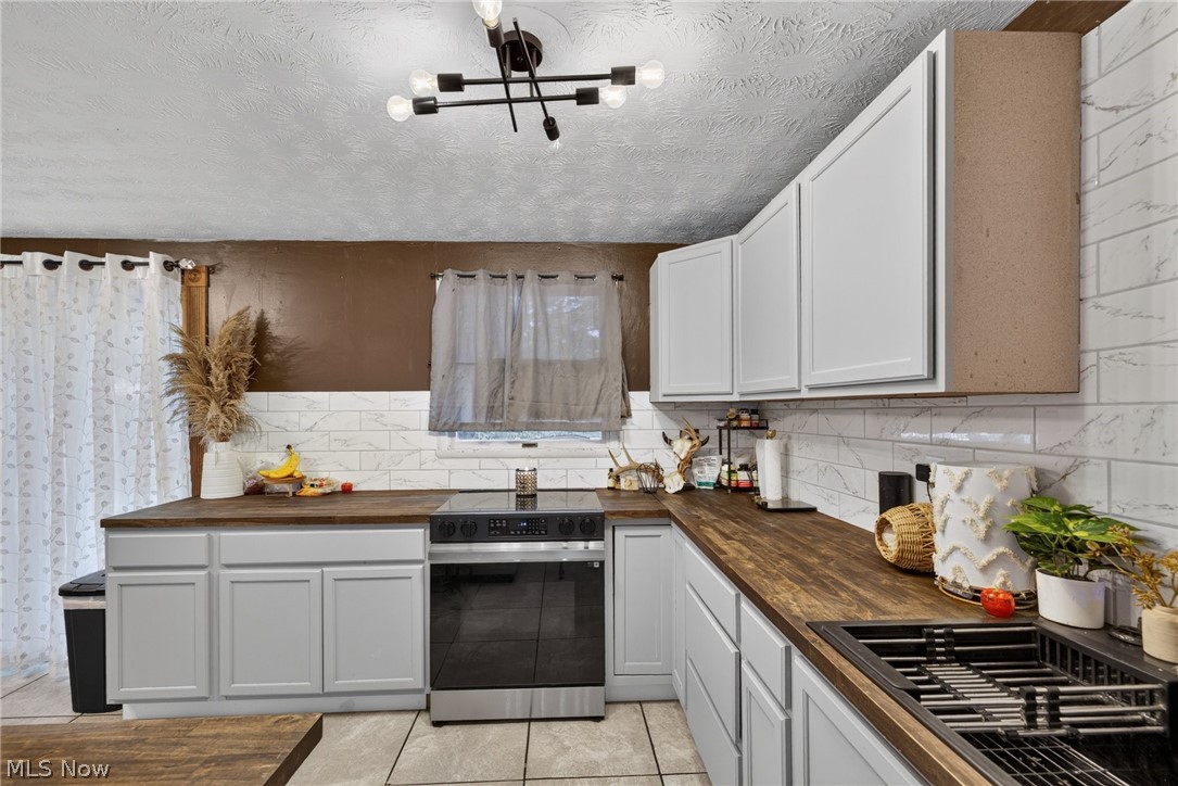 5124 Willow Crest Avenue Austintown OH 44515
