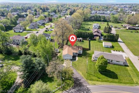 3008 Mount Pleasant Street NW North Canton OH 44720