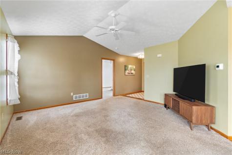 3008 Mount Pleasant Street NW North Canton OH 44720