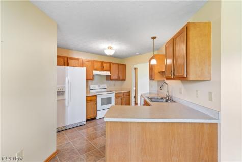 3008 Mount Pleasant Street NW North Canton OH 44720