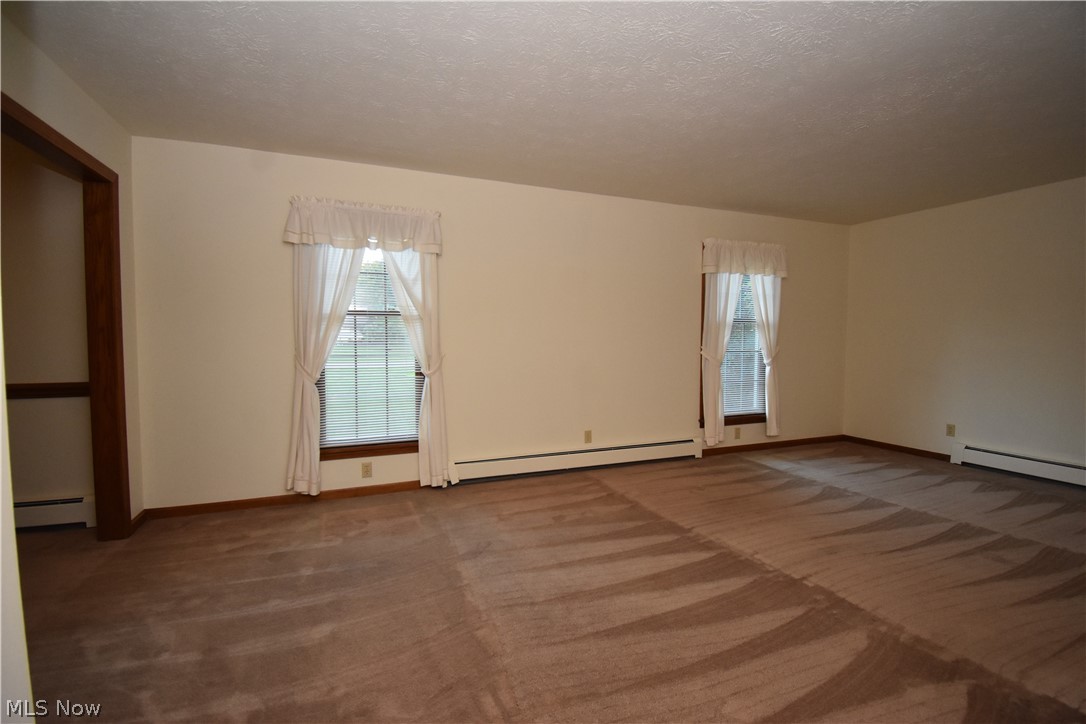 376 Centennial Drive Vienna OH 44473