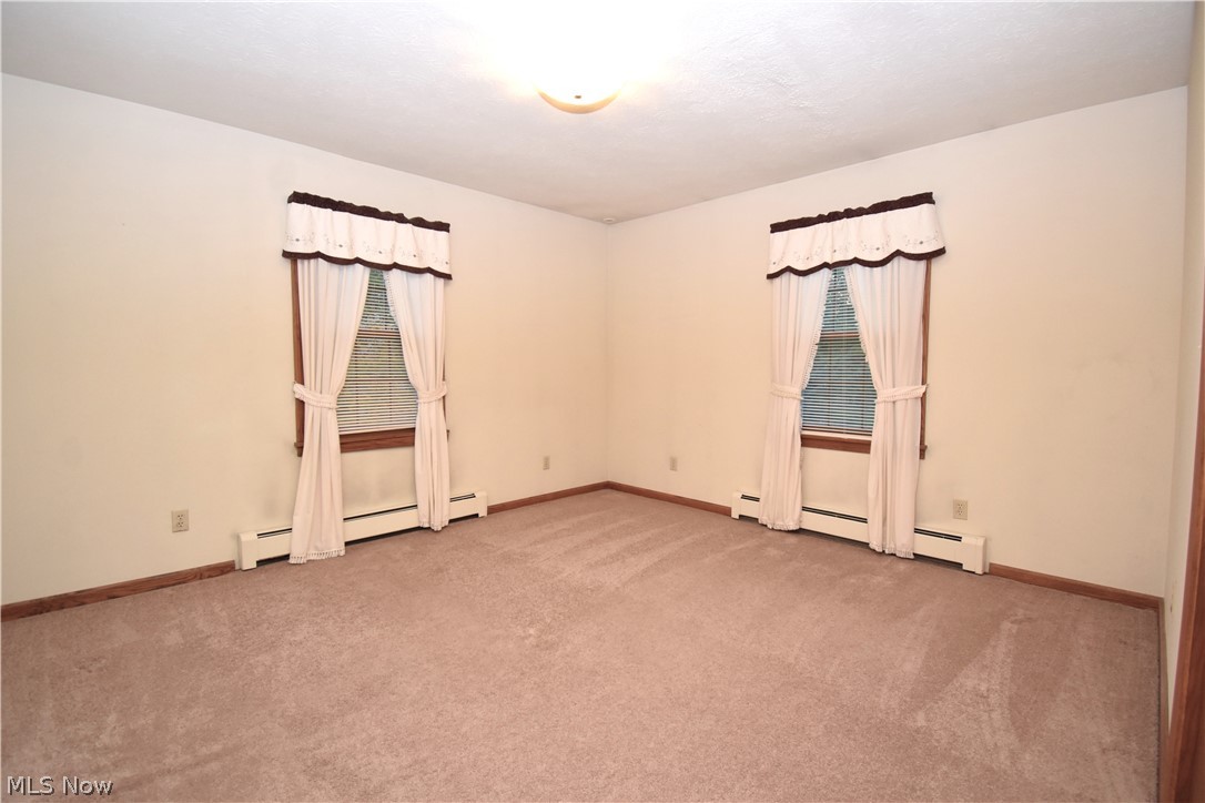 376 Centennial Drive Vienna OH 44473