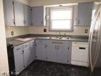 249 Roosevelt Avenue Elyria OH 44035