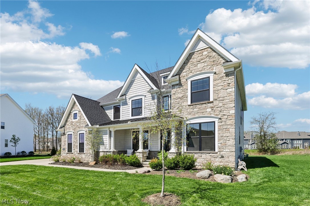 530 S Port Drive Avon Lake OH 44012