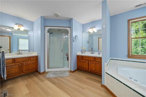 38799 Arbor Court Grafton OH 44044