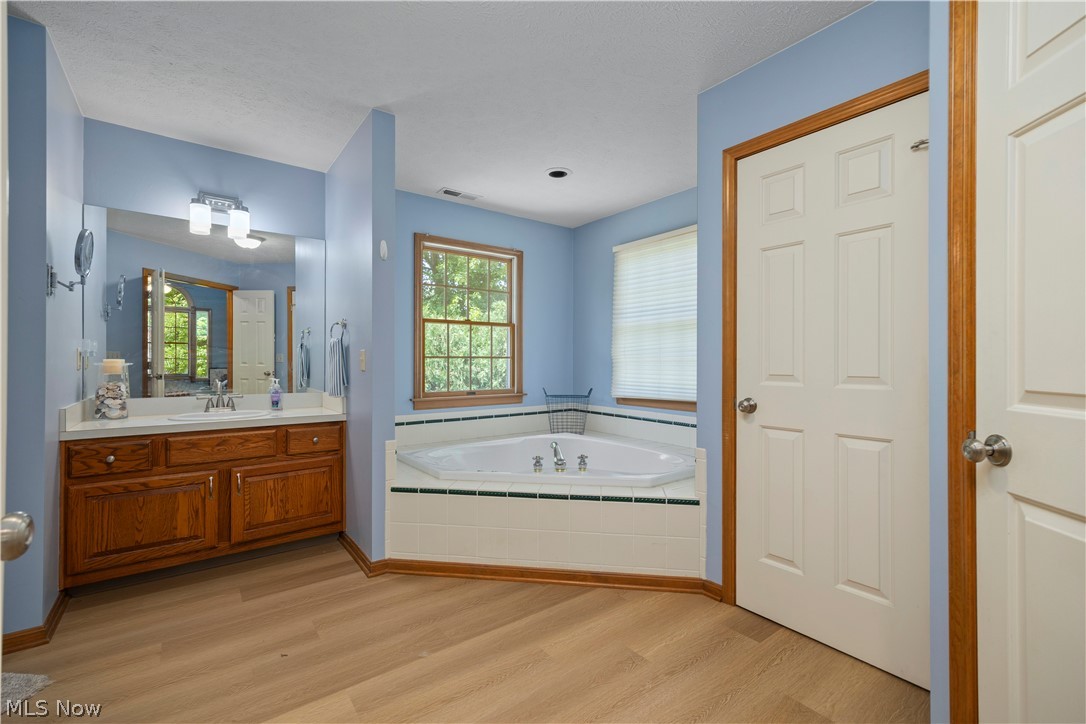 38799 Arbor Court Grafton OH 44044