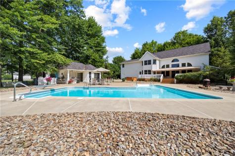38799 Arbor Court Grafton OH 44044