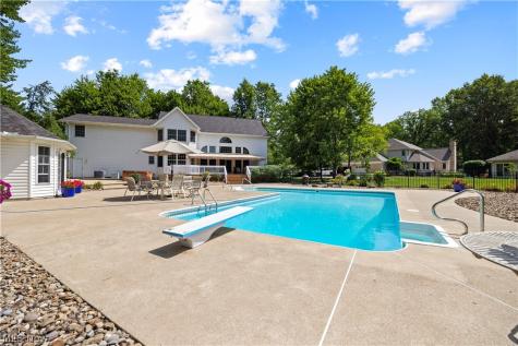 38799 Arbor Court Grafton OH 44044