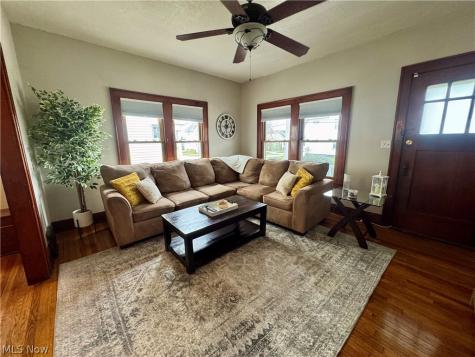 10606 Langton Avenue Garfield Heights OH 44125