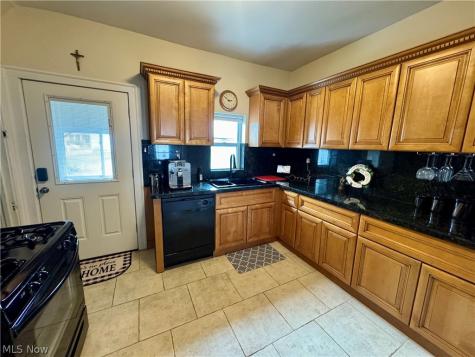 10606 Langton Avenue Garfield Heights OH 44125