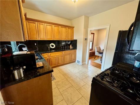10606 Langton Avenue Garfield Heights OH 44125