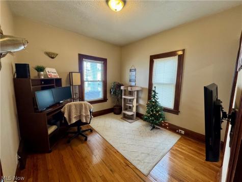 10606 Langton Avenue Garfield Heights OH 44125