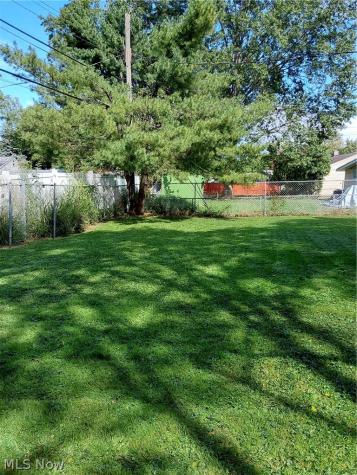 6382 Alderwood Road Parma Heights OH 44130
