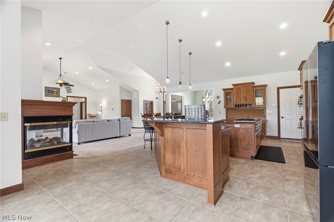 8233 Township Road 466 Lakeville OH 44638