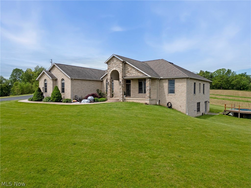 8233 Township Road 466 Lakeville OH 44638