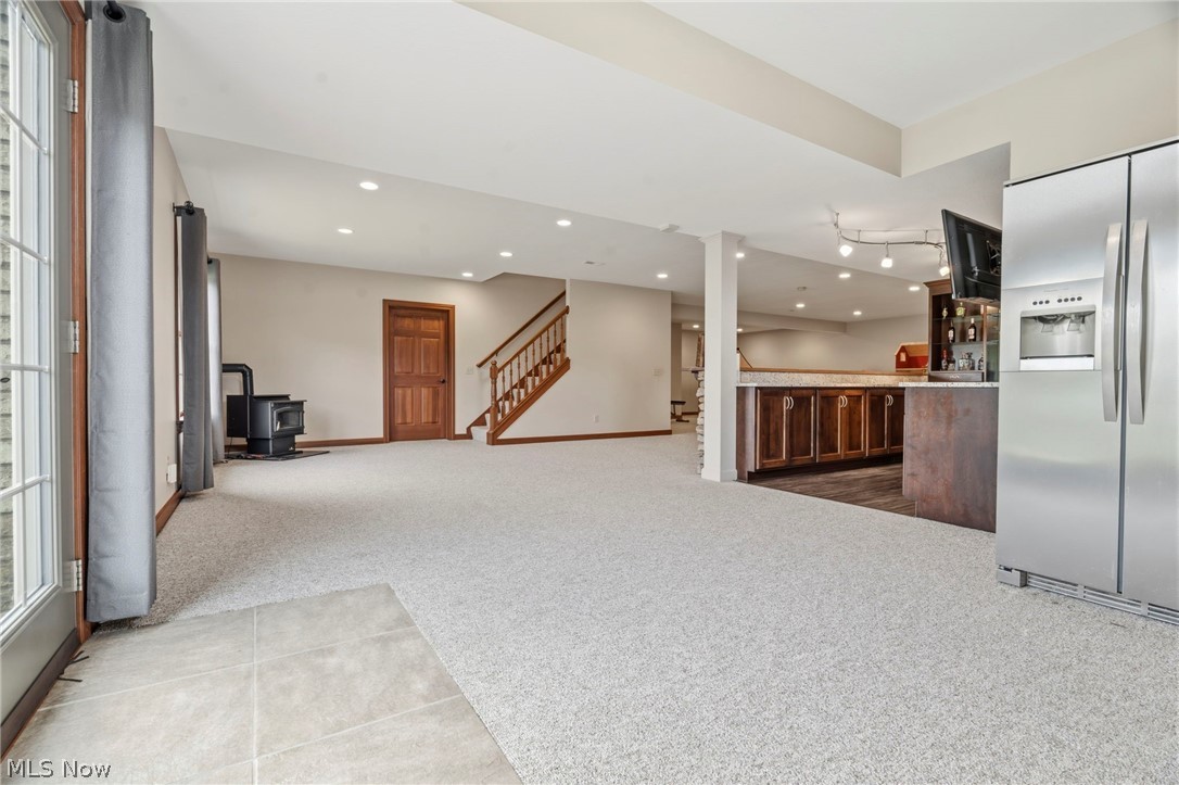 8233 Township Road 466 Lakeville OH 44638