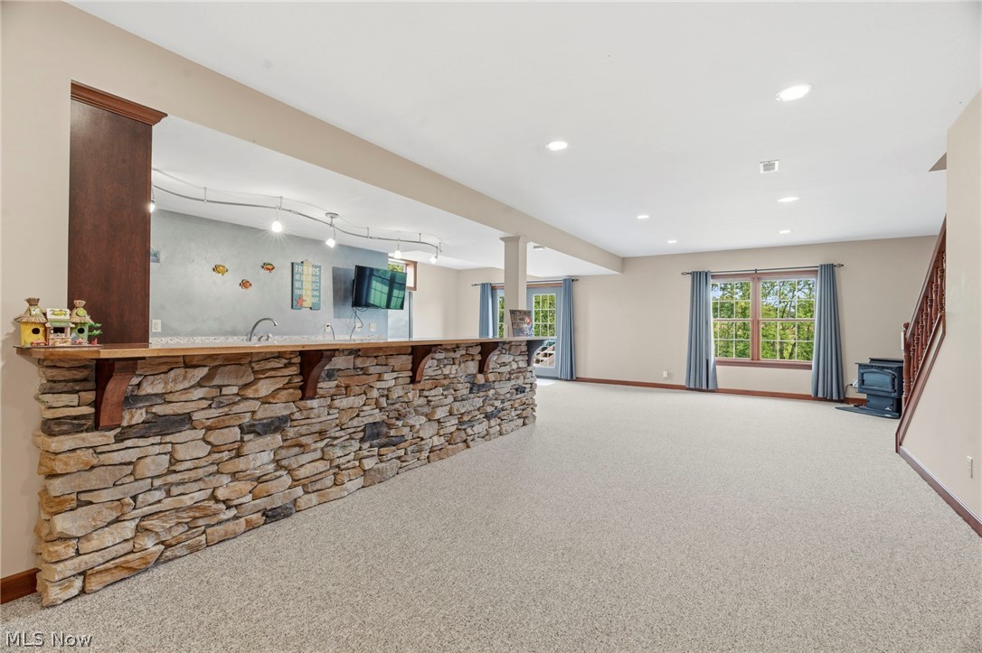 8233 Township Road 466 Lakeville OH 44638