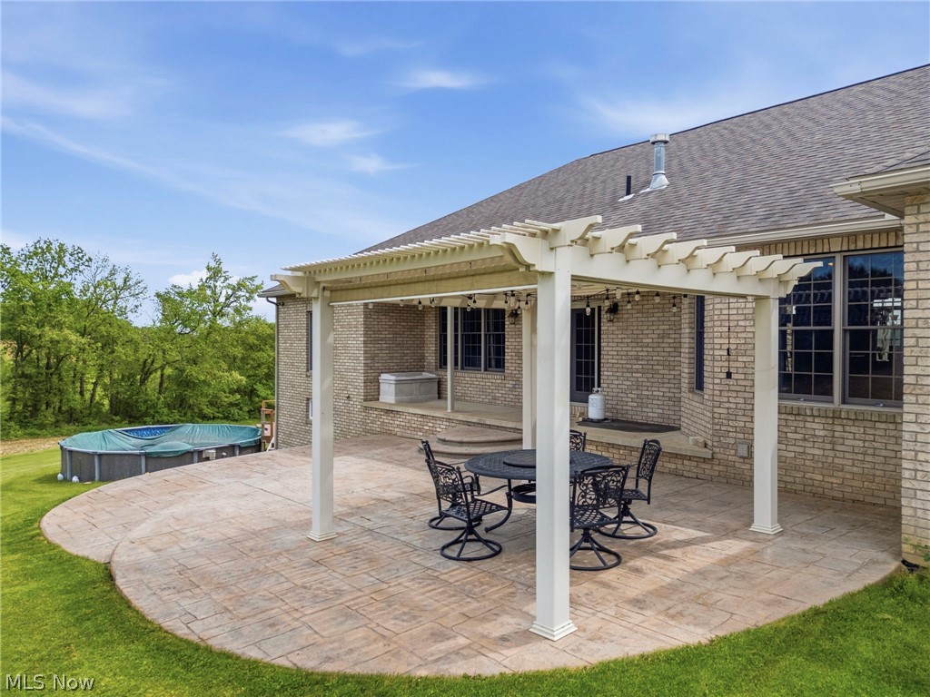 8233 Township Road 466 Lakeville OH 44638