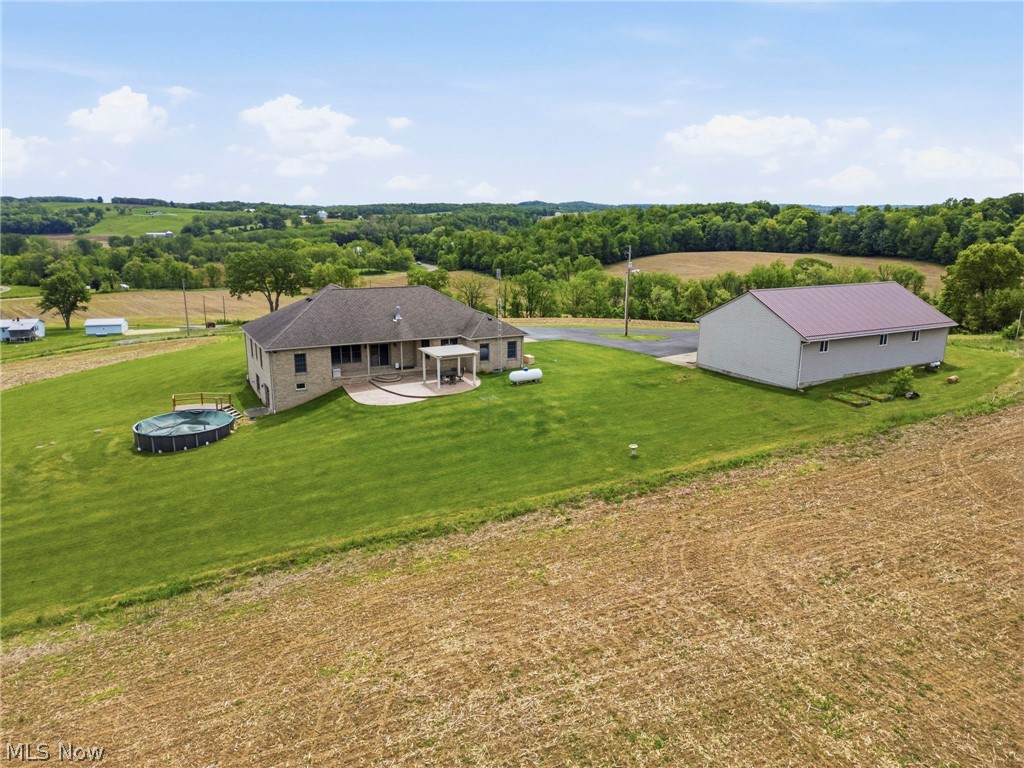 8233 Township Road 466 Lakeville OH 44638