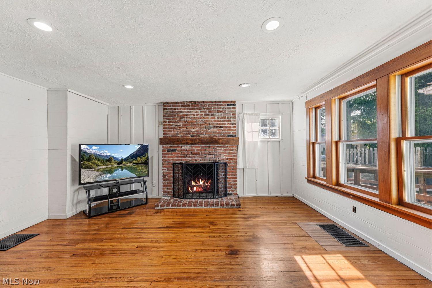 314 Lear Road Avon Lake OH 44012