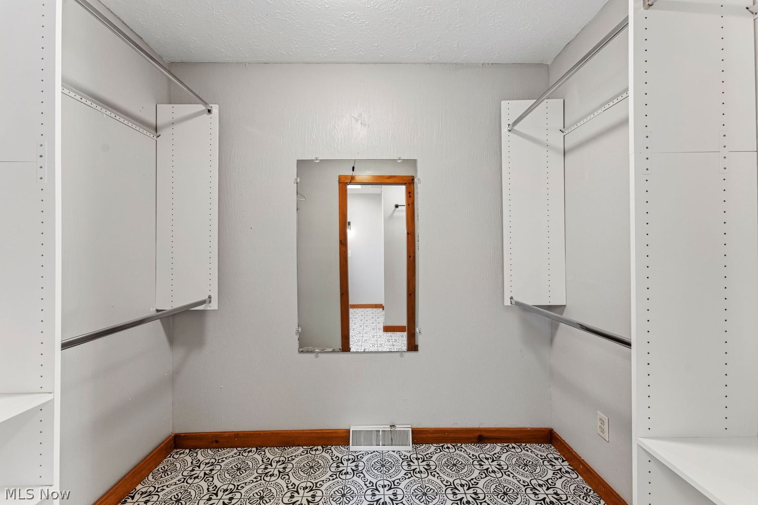314 Lear Road Avon Lake OH 44012