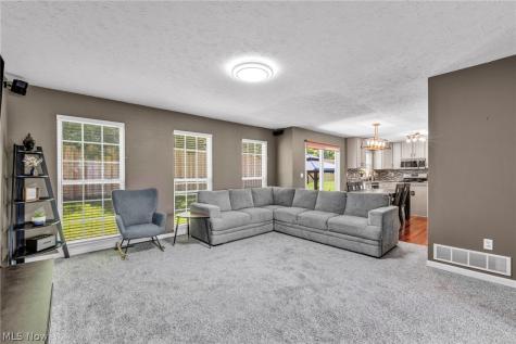 8441 Antlers Trail North Ridgeville OH 44039