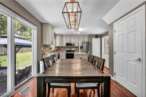 8441 Antlers Trail North Ridgeville OH 44039