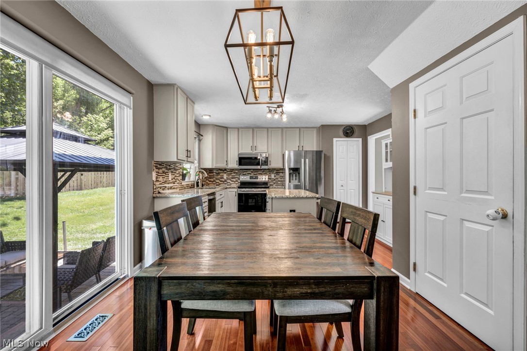 8441 Antlers Trail North Ridgeville OH 44039