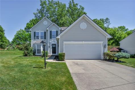 8441 Antlers Trail North Ridgeville OH 44039
