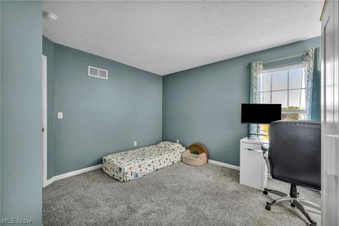 8441 Antlers Trail North Ridgeville OH 44039