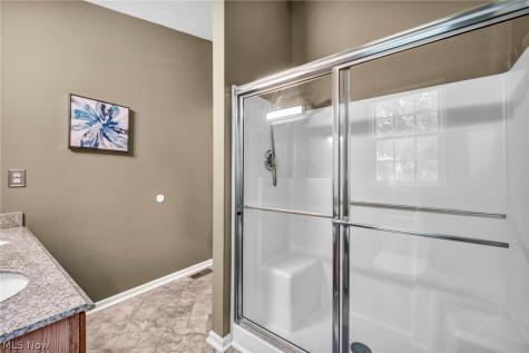 8441 Antlers Trail North Ridgeville OH 44039