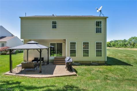 8441 Antlers Trail North Ridgeville OH 44039
