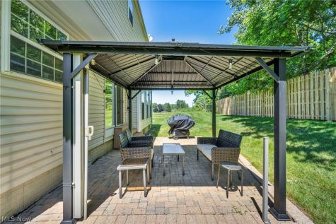 8441 Antlers Trail North Ridgeville OH 44039