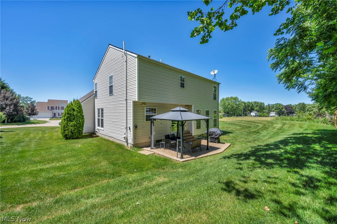 8441 Antlers Trail North Ridgeville OH 44039