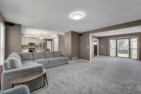 8441 Antlers Trail North Ridgeville OH 44039