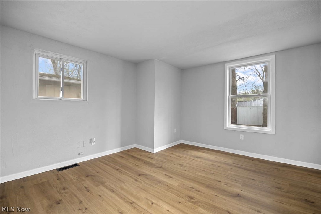 553 Delaware Avenue Elyria OH 44035