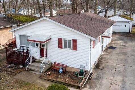553 Delaware Avenue Elyria OH 44035